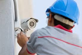 Cautam un Tehnician Curenti Slabi