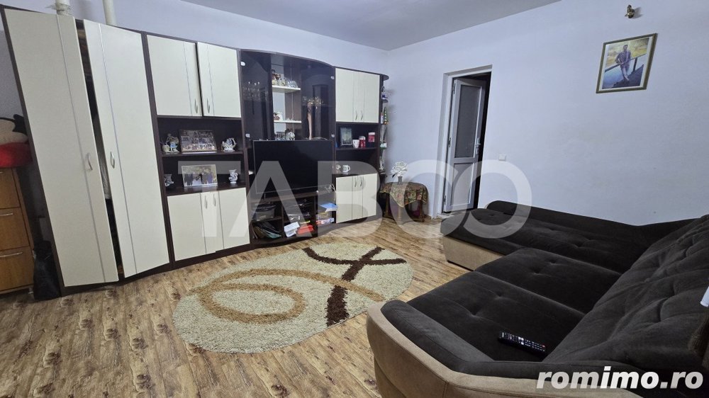 Apartament la casa de vanzare curte comuna Orasul de Jos Sibiu