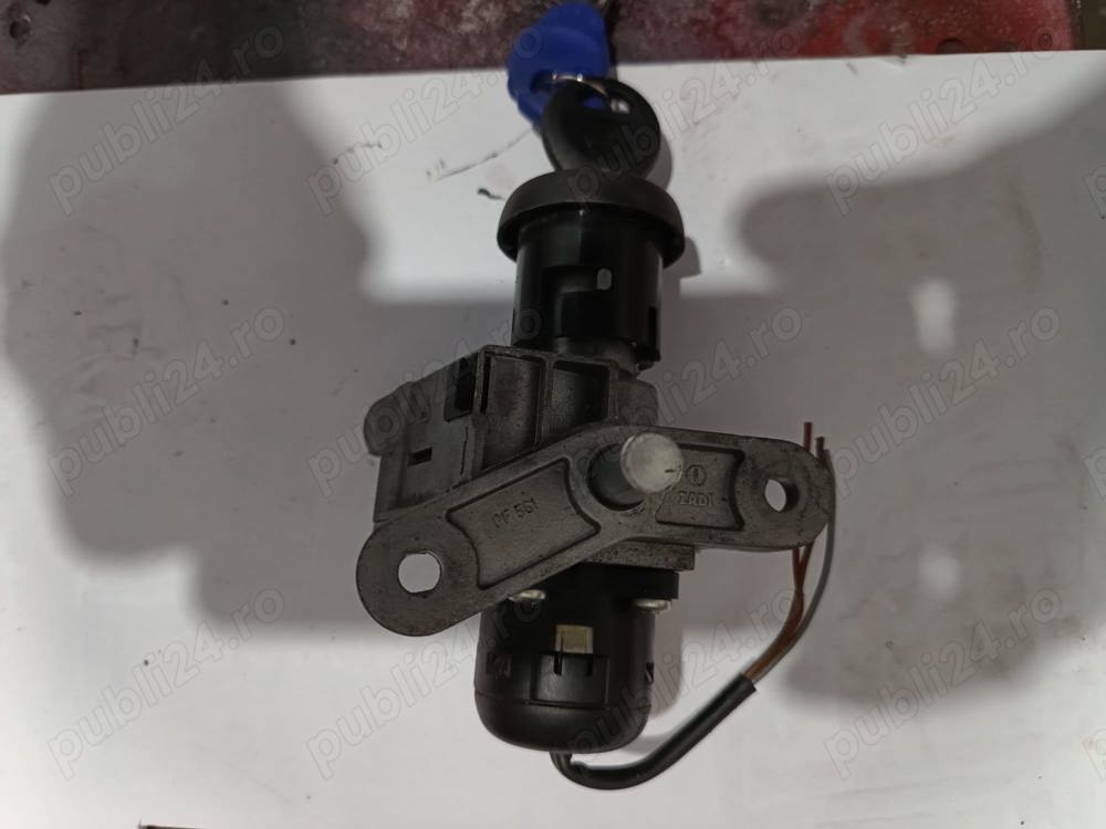 vand video proiector toshiba + ecran