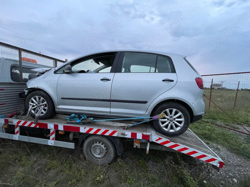 vw golf 5 plus 1.4 benzina 2008 Avariat 