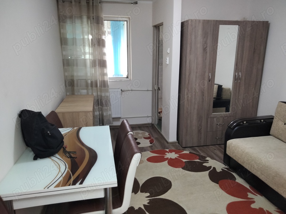 Închiriez apartament 1 camera, balcon, în Botoșani 1000 lei + garanție