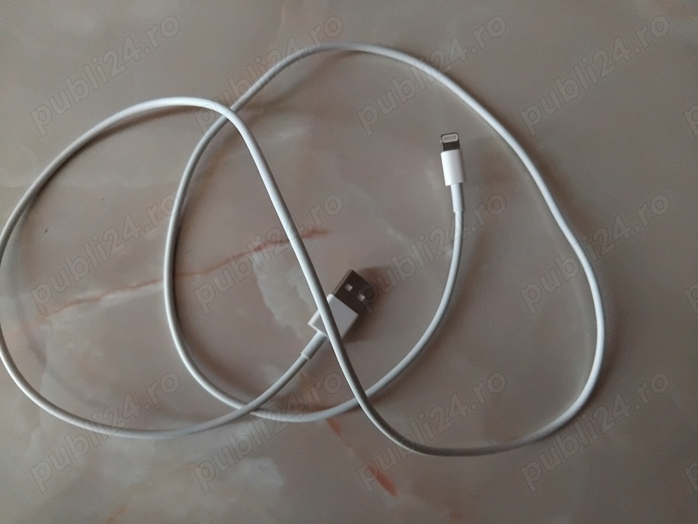 Cablu tablete diverse pentru incarcare
