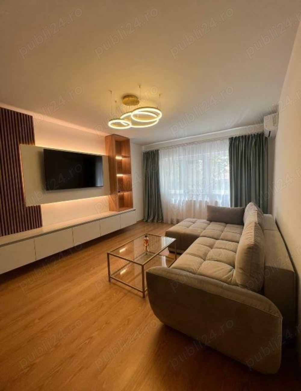 De vânzare apartament 3 camere în Calea Aradului 