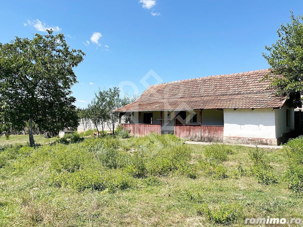 Casa renovabila cu teren 4317 mp de vanzare in Sauaieu, Bihor