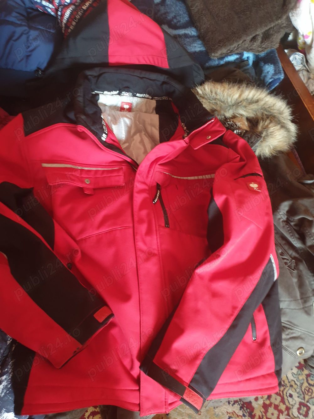 Geacă cu glugă  strauss