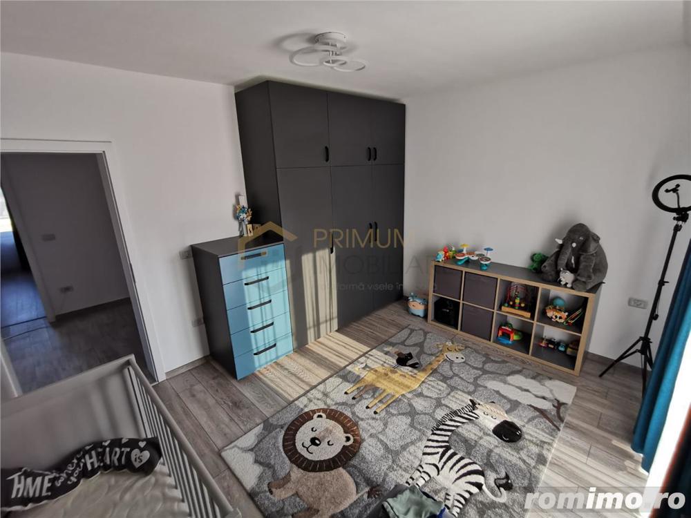 Duplex - dormitor pe plan - toate utilitatile