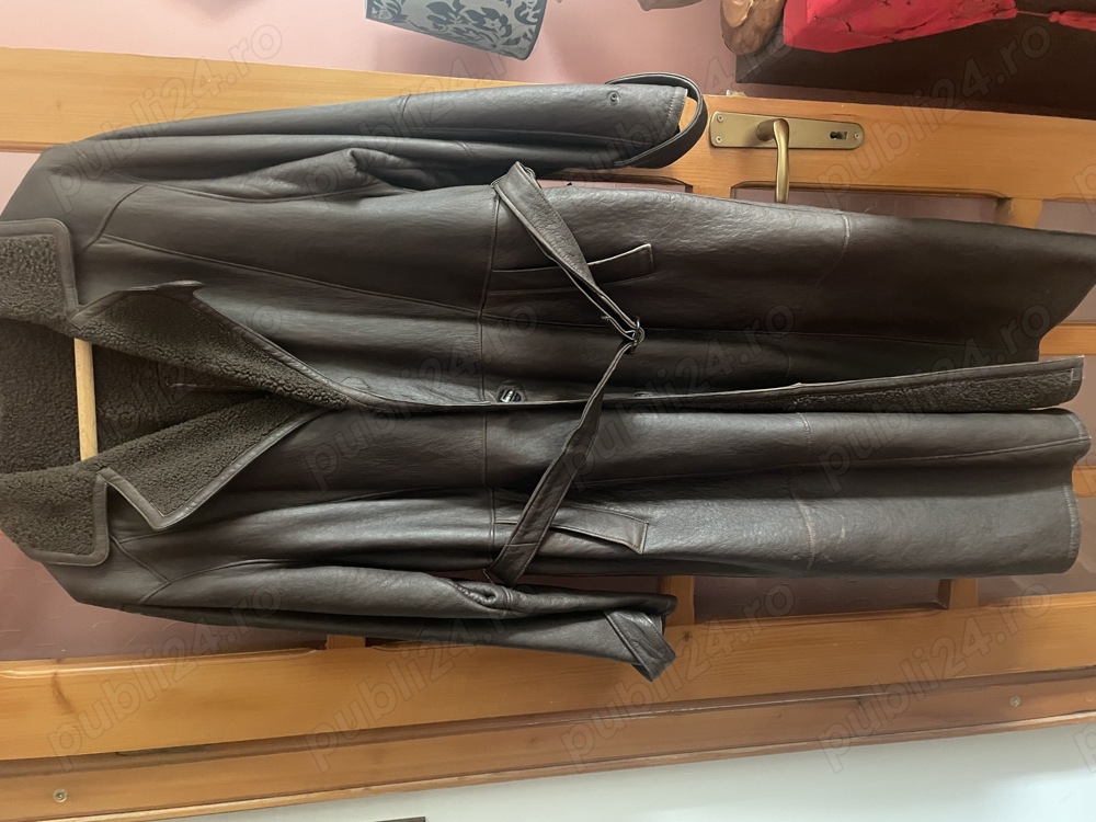 Haină piele lungă cu blană de miel