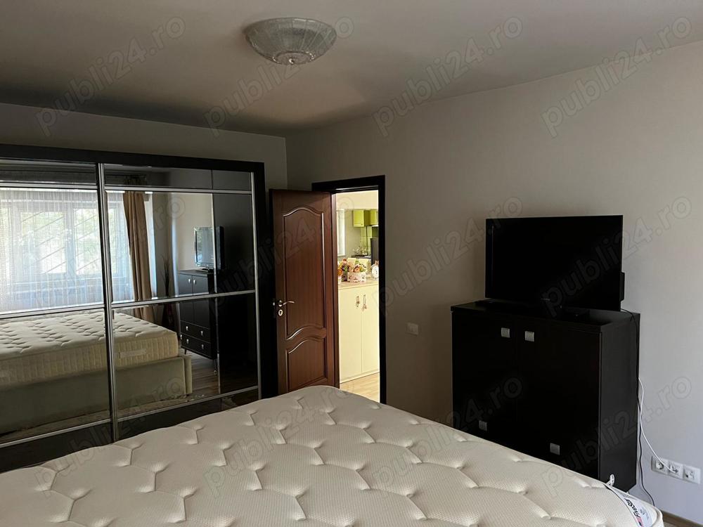 Apartament de inchiriat 3 camere   Calea Severinului, 700 euro luna