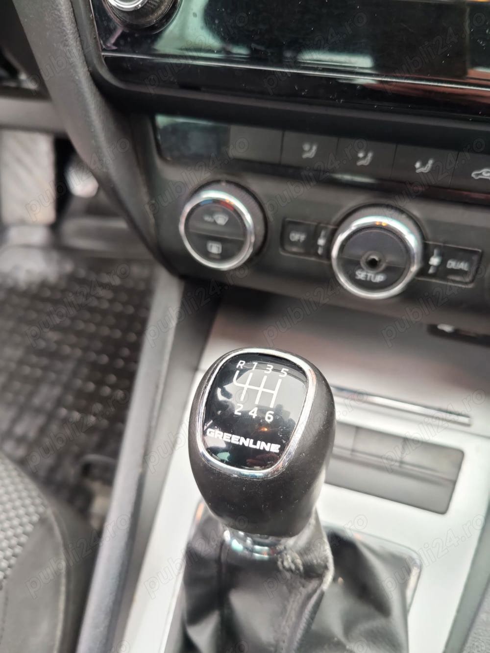 Vând Skoda Octavia 3,diesel,an 2014 Vând Skoda Octavia 3,diesel,an 2014