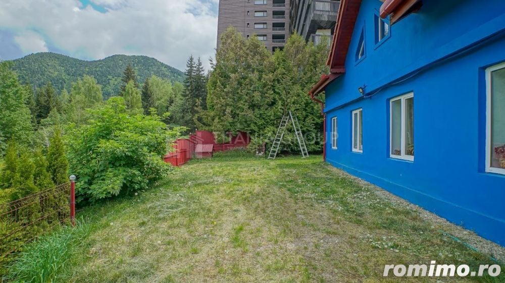 Vila in Poiana Brasov cu teren generos 1600mp, 2 corpuri de casa