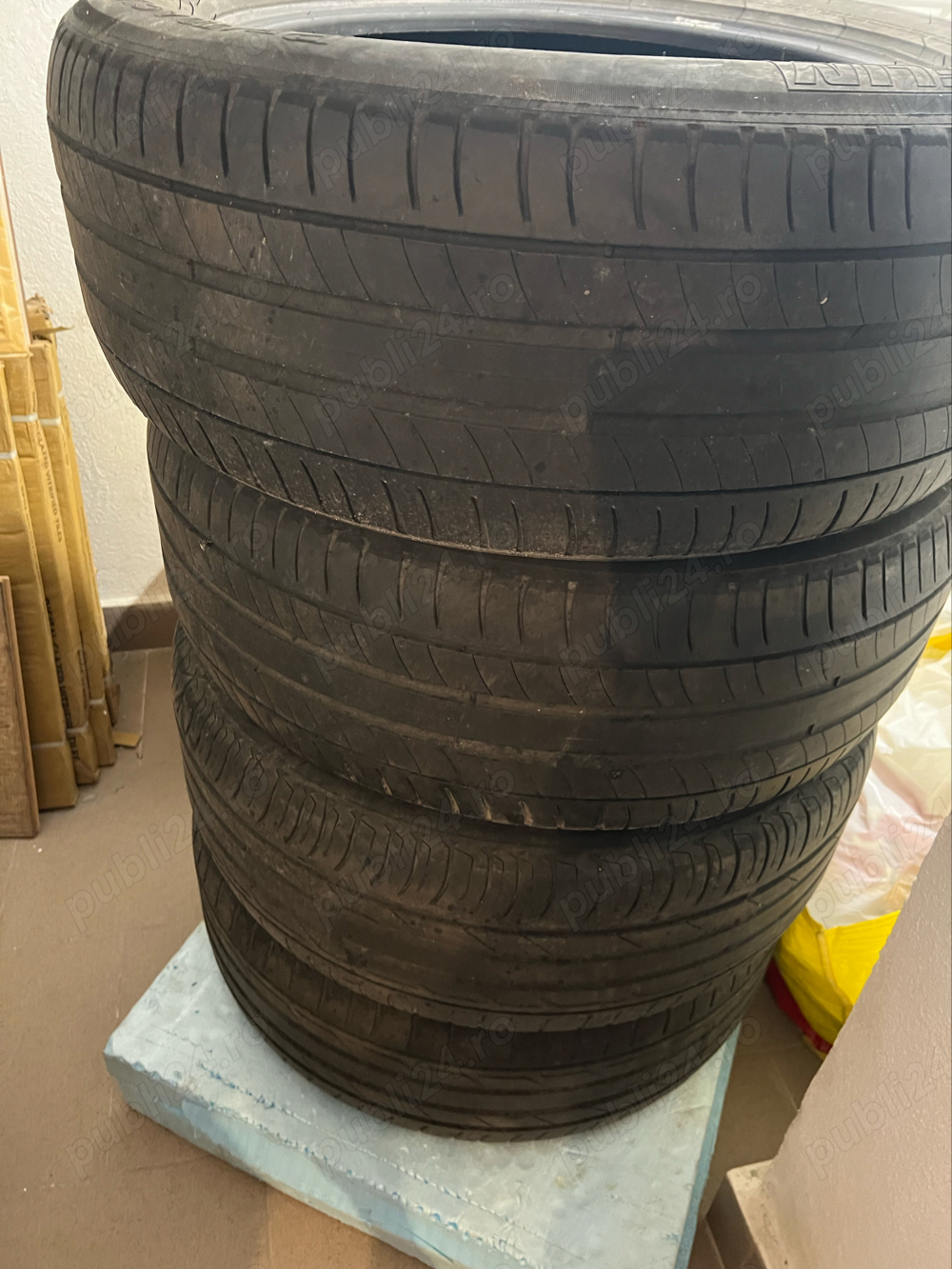 set 4 anvelope vara 225/55/r17