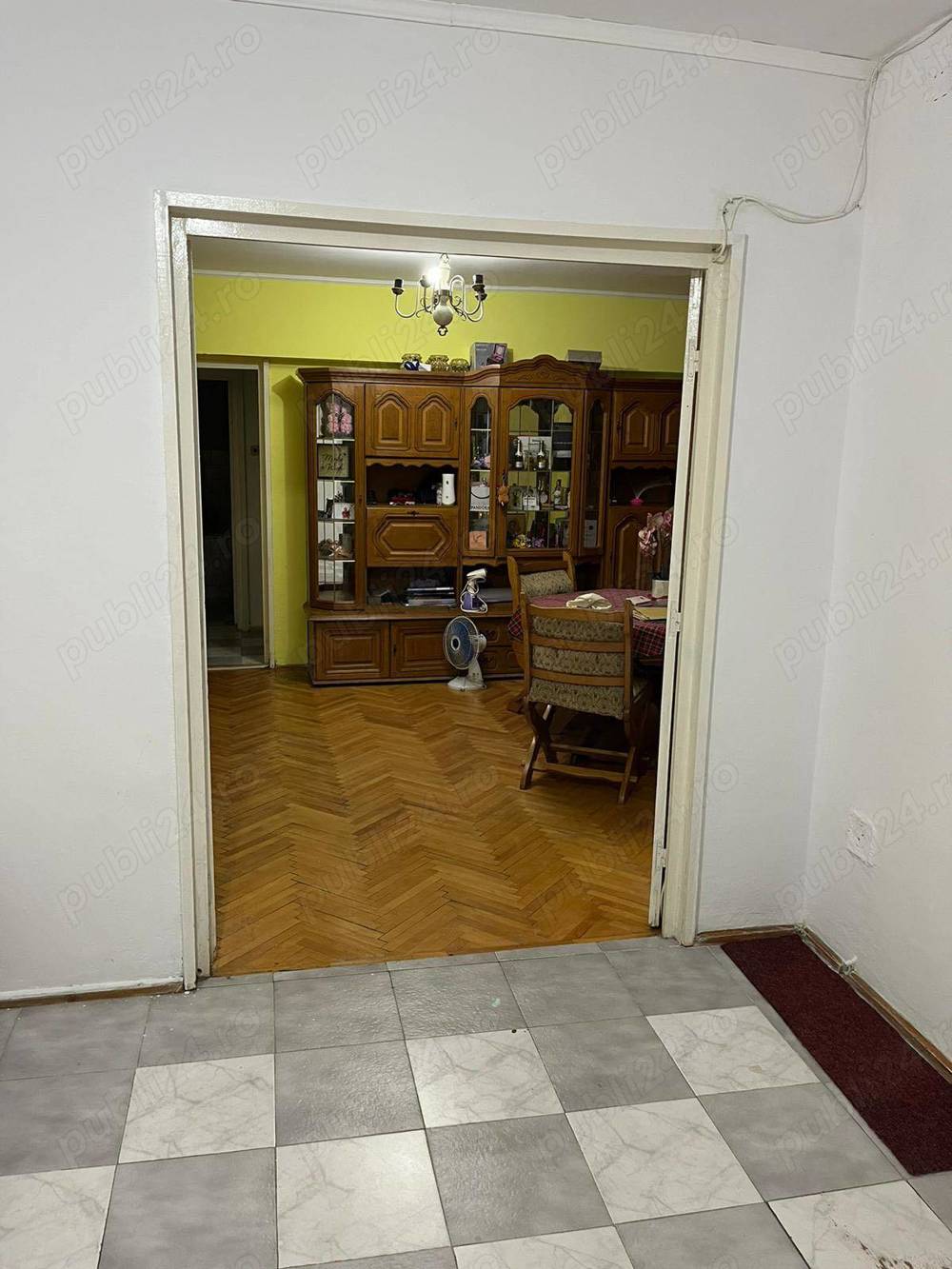 Vând apartament 2 camere, Carpați 2