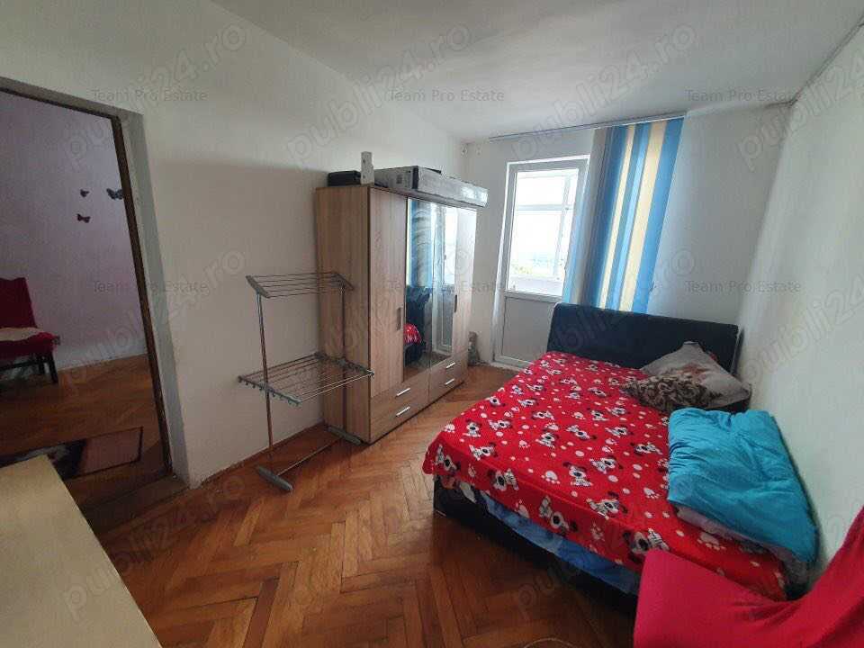 vand apartament 