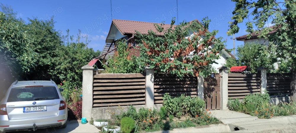 Vand casa si gradina Buzău 