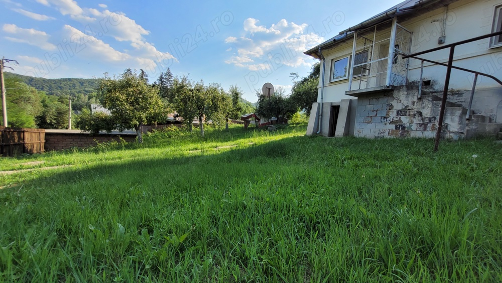 Casa de vanzare la 7km de Pucioasa