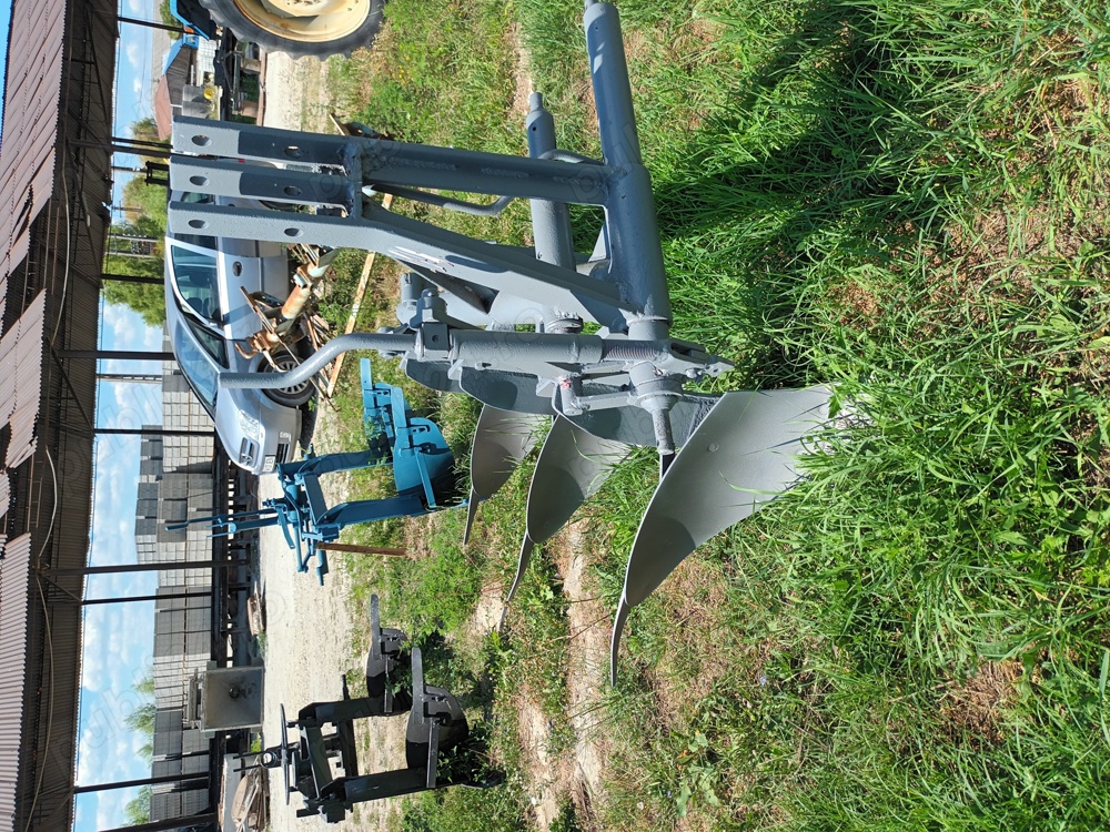 Pluguri cu 2.3.si 4 trupite 