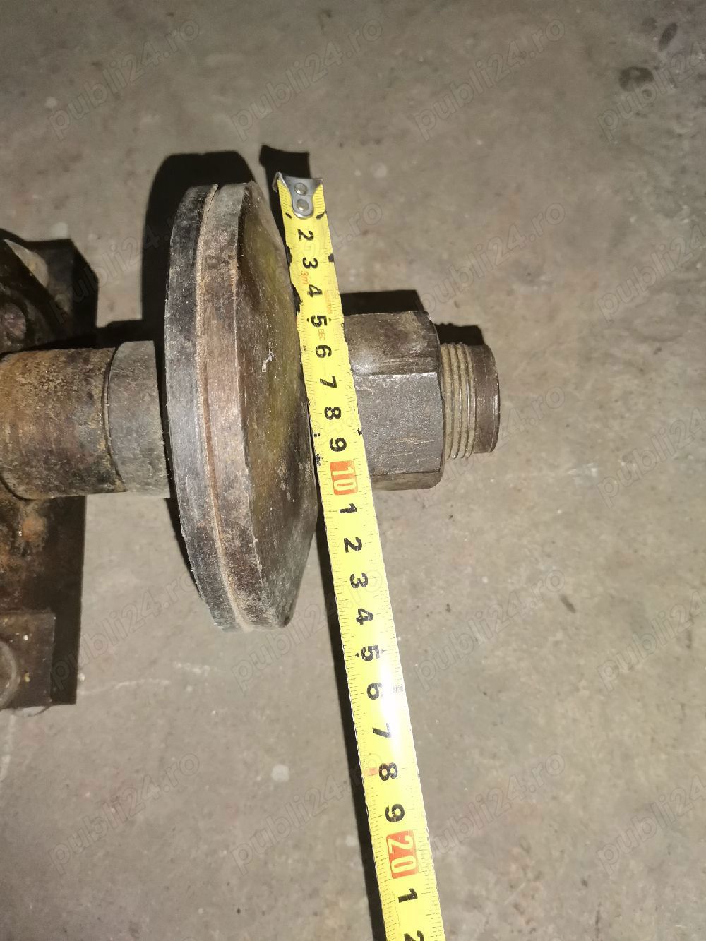 Vind ax circula mare 