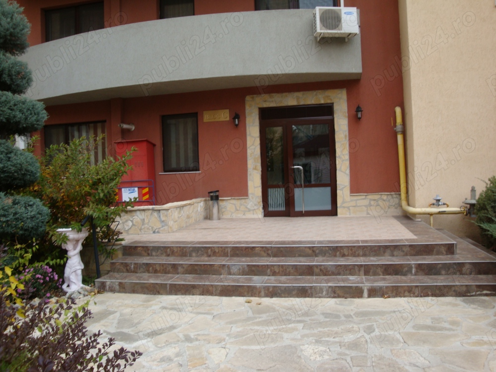 Vanzare apartament 2 camere cu loc de parcare inclus in Complex Jupiter, Sector 4