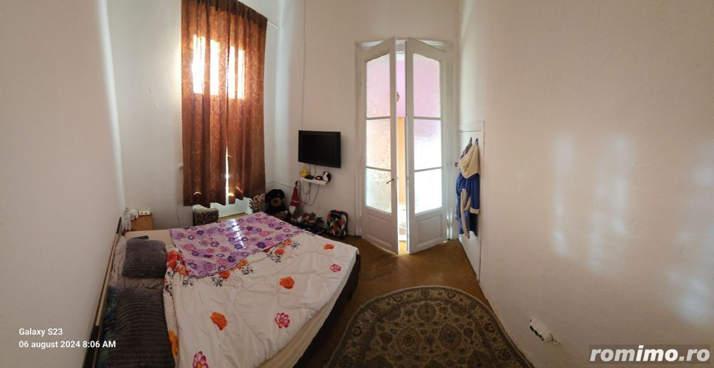 Apartament spatios in zona sinaia