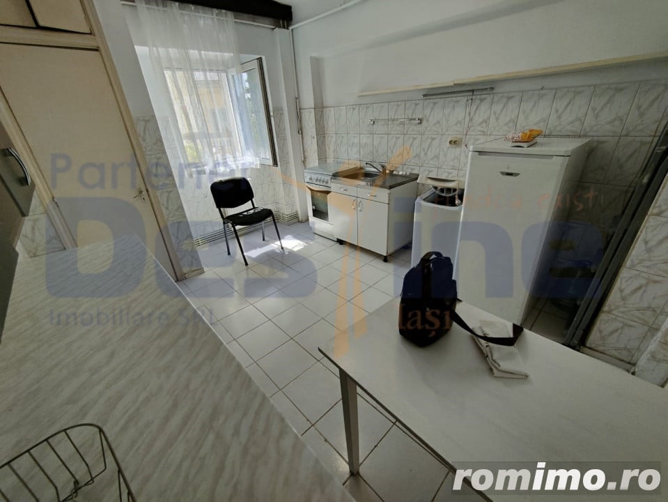 Apartament 3 camere decomandat ETAJ 3 80 MP cu boxă - Petrom PĂCURARI