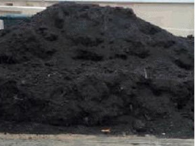Pamant negru de padure vegetal pentru gradina, pamant gazon, pamant flori