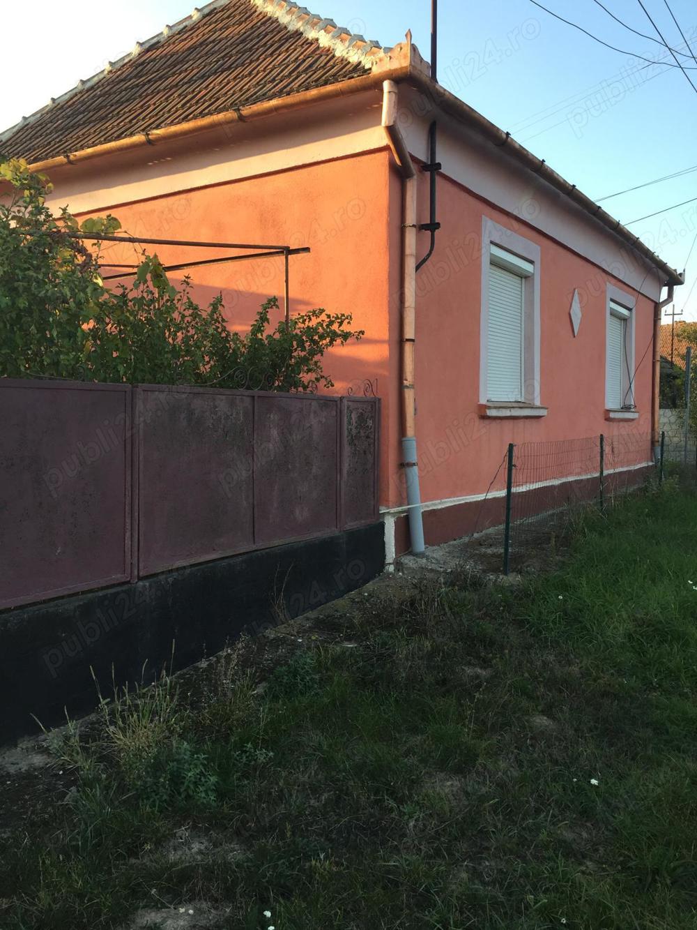 vand casa si parcele teren intravilan in SAT MIERSIG comuna Husasau de Tinca si casa central 