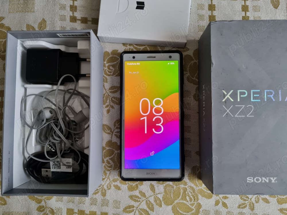 Telefon SONY Xperia XZ2 cu  Android 15 e OS in stare excelenta