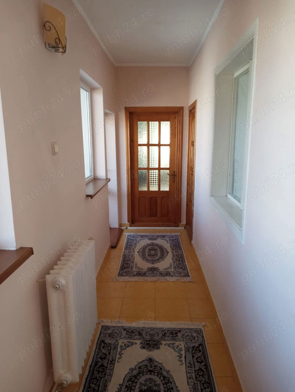 De închiriat casa 3 camere Radu Negru 