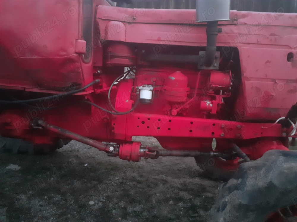 Vând tractor Belarus 4x4