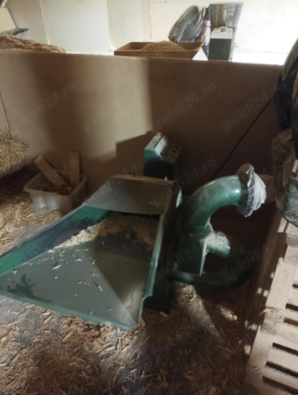 Tocator  trei  tone  ora   IPORT  SUEDIA