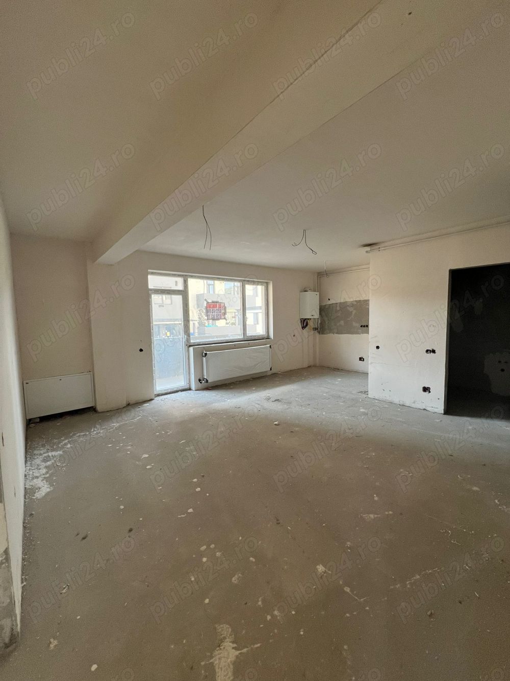  Apartament cu 3 camere 