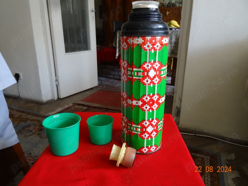 Termos vechi din anii 1960, in perfecta stare