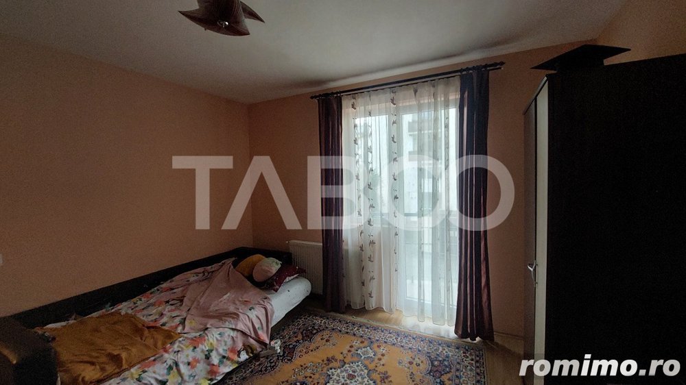 Garsoniera de vanzare 27 mp loc parcare balcon etaj 1 Turnisor Sibiu