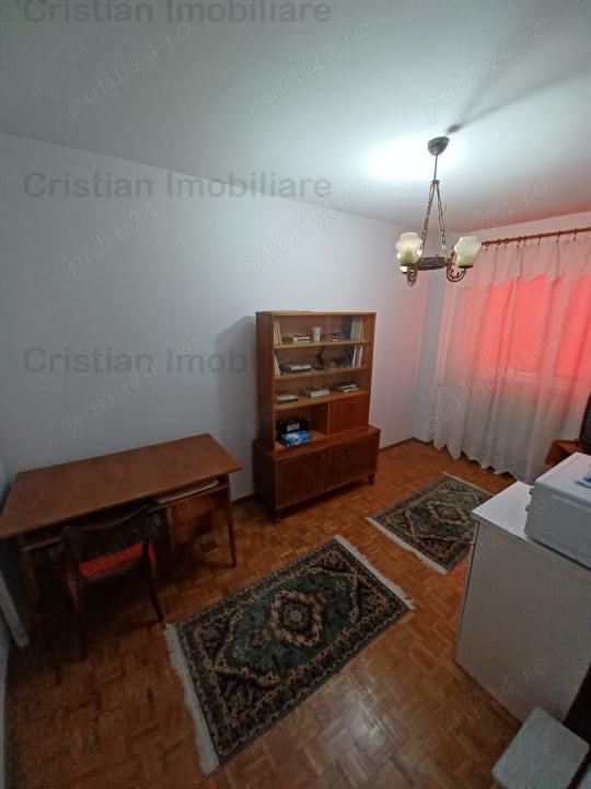 vand urgent apartament