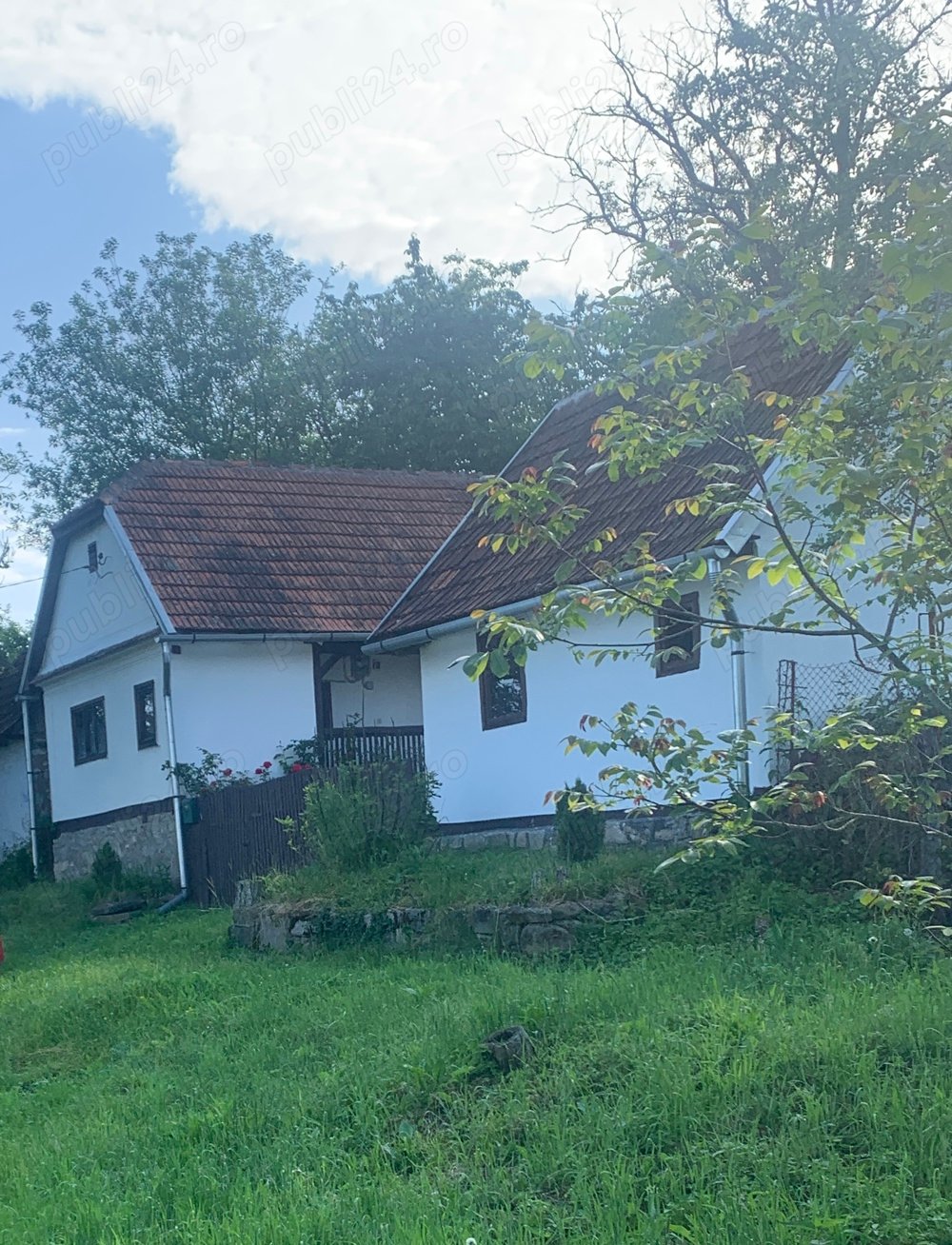 Casa de vacanta sau de locuit in Apuseni, comuna Brazii