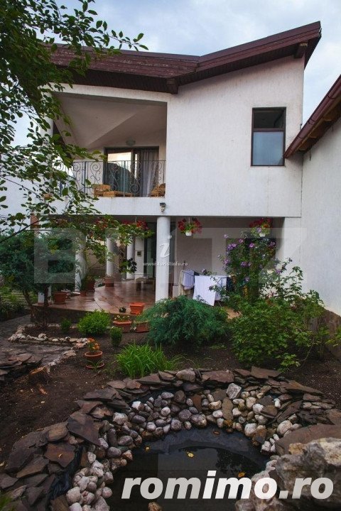 Casa / Vila, 240 mp, zona Cristian Brasov