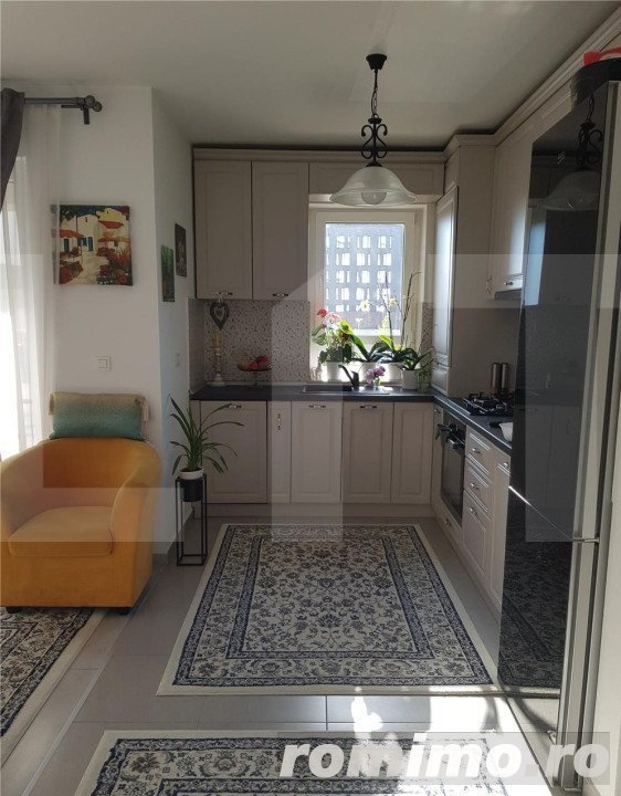 Apartament 2 camere, 46 mp, etaj intermediar, Tractorul 