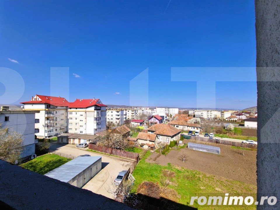 Apartament 3 camere, 2 etaje, 70mp, zona Penny