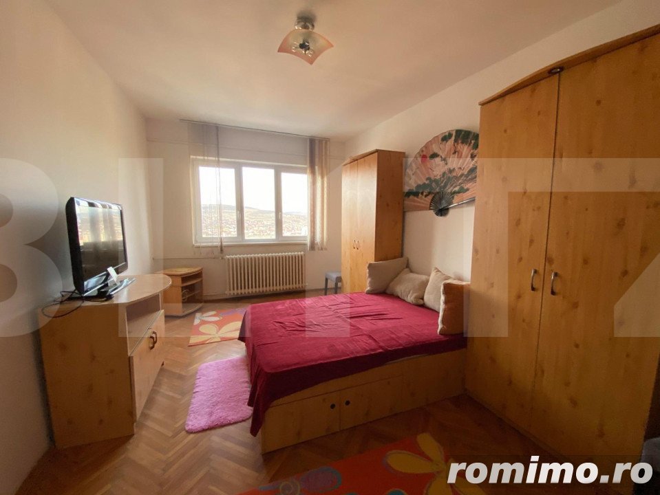 Apartament 1 camera,cu preluare de chiriasi, decomandat, Gruia! 