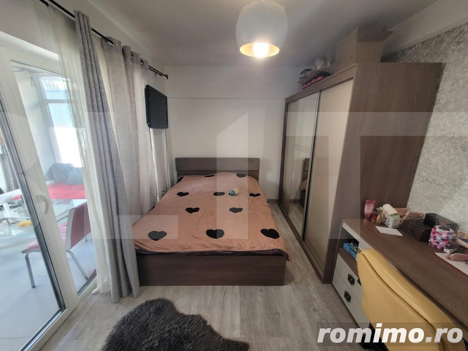 Apartament 3 camere, decomandat, 62mp, terasa de 55mp, zona Oasului