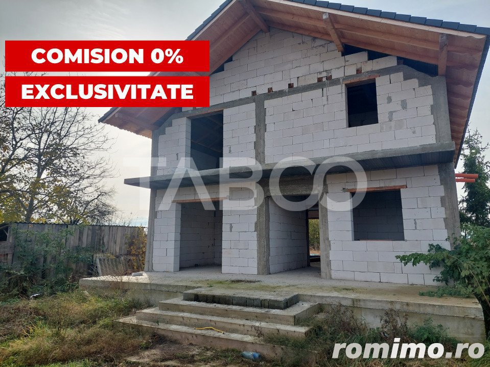 Casa la rosu 5 camere 3 bai 198 mpu 2 terase curte Barabant Alba Iulia