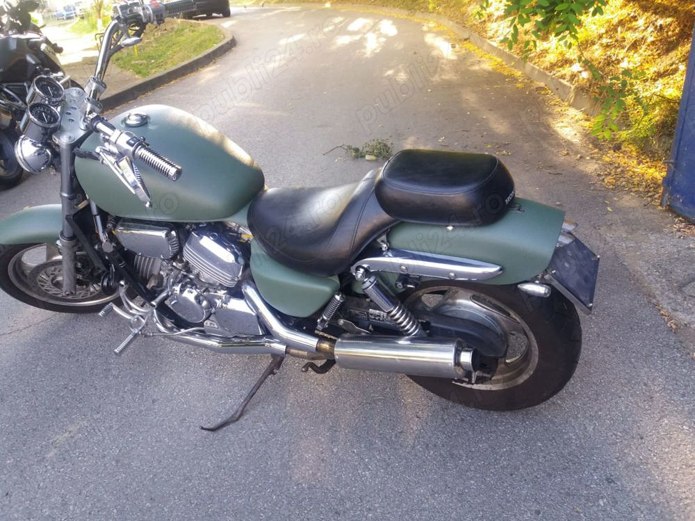 Honda Magna vf 750 C Cruiser chopper 