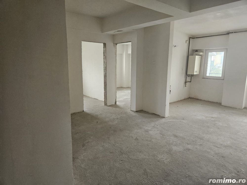 Vând apartament semifinisat în Prundu - etaj 6, bloc nou cu lift