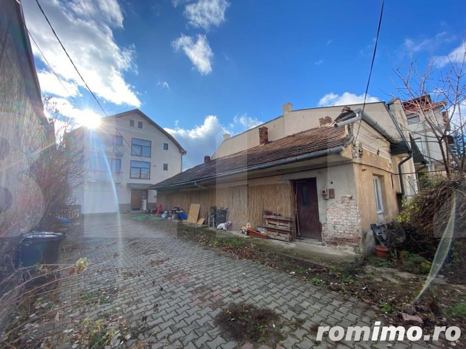 Casă individuală 6 camere, 244mp, teren 408 mp, zona 7 străzi, Gruia