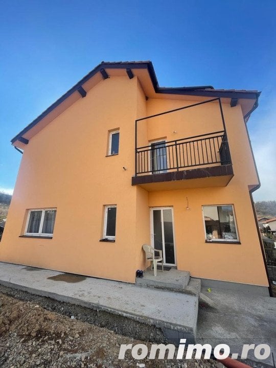 Duplex de vanzare,84 mp si 400 teren in Gilau!Posibilitate schimb cu apartament 