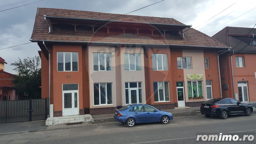 Spațiu comercial de 340mp de închiriat în zona Centrală Ștei