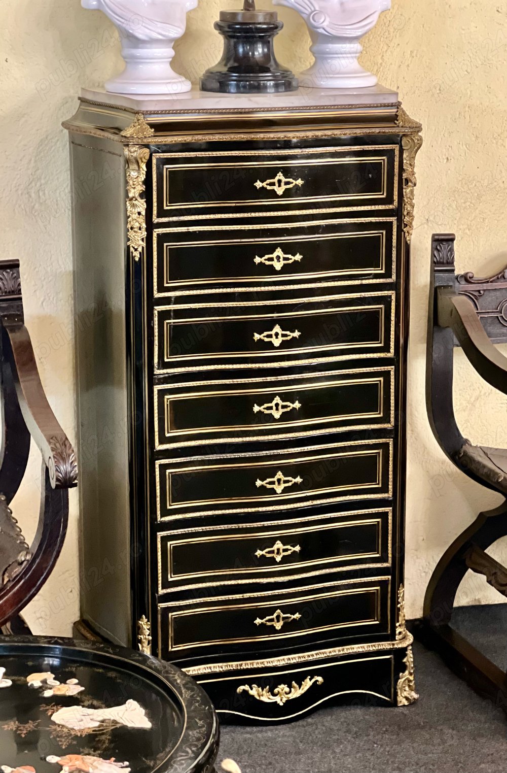 Mobilă veche *** vintage   antic   vechi   retro *** 