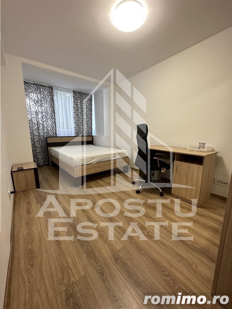 Apartament decomandat, 3 camere, zona Medicinei