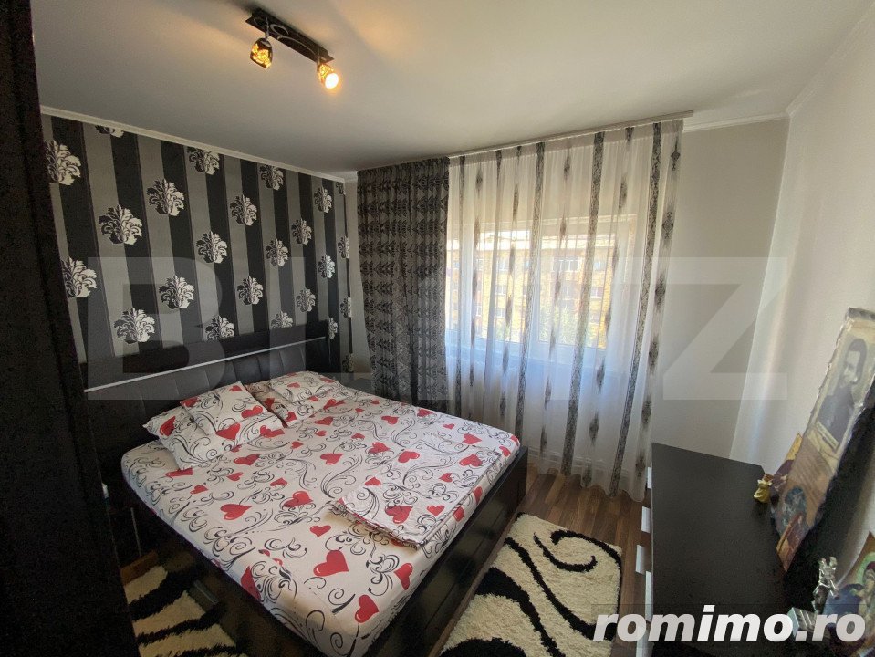 Apartament 3 camere, decomandat, zona Ampoi 3