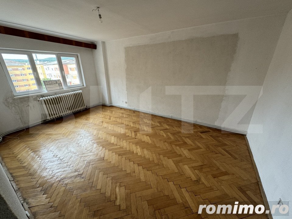 Apartament 3 camere , 67mp , zona Mercur Cetate